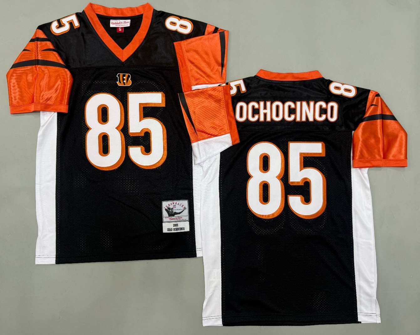 Vintage Chad Ochocinco #85 Bengals Throwback Stitched Jersey.