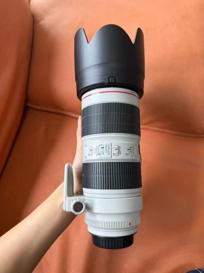 Canon EF 70-200mm f/2.8L IS II USM Ring USM Instant AF Action Lens Canon EF 70-200mm f/2.8L IS II USM Ring USM Instant AF Action Lens
