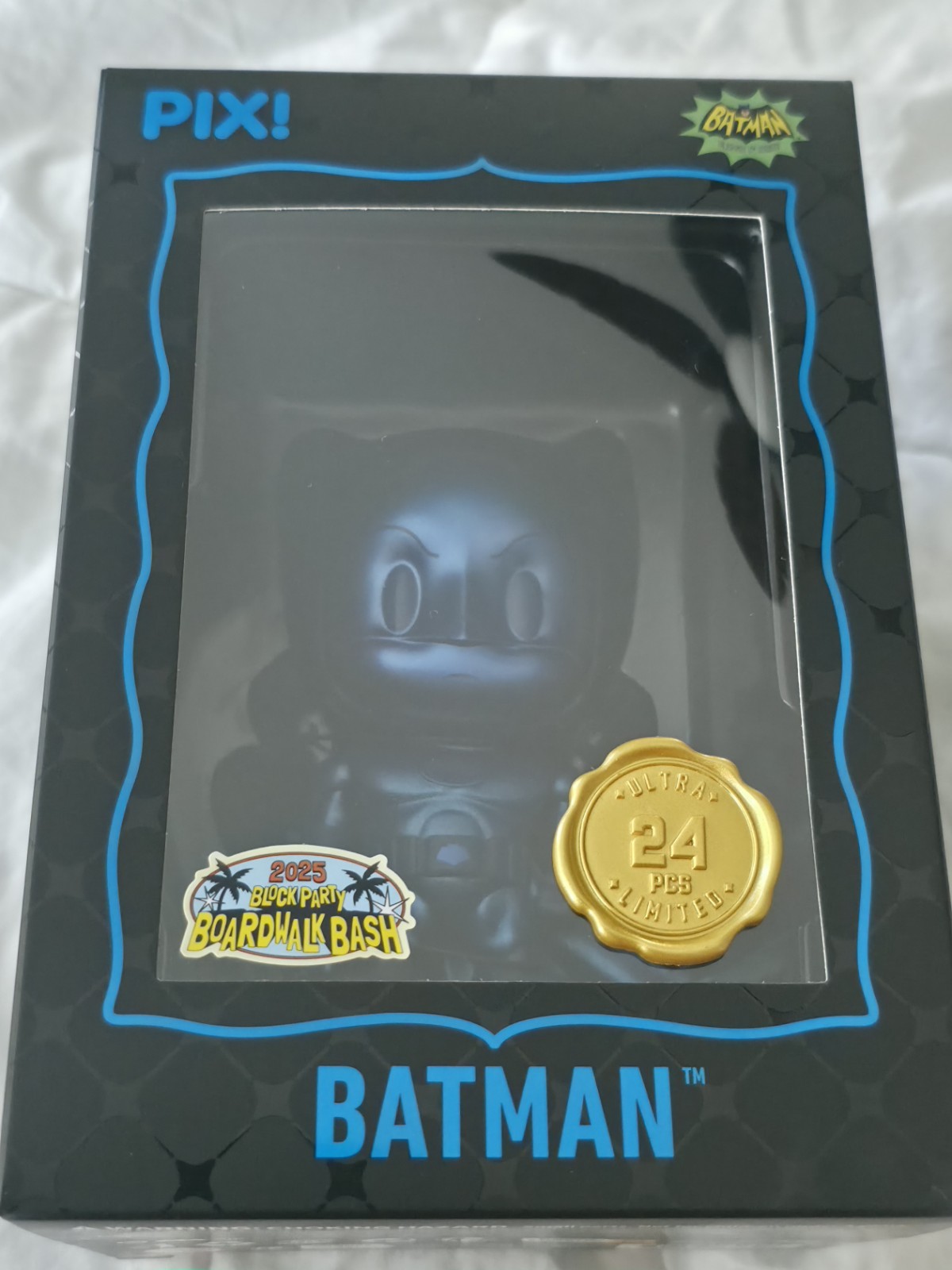 Thrilljoy Pix Batman SDCC 2025 Block Party Exclusive LE24 1/24 Ultra Chase Rare Thrilljoy Pix Batman SDCC 2025 Block Party Exclusive LE24 1/24 Ultra Chase Rare