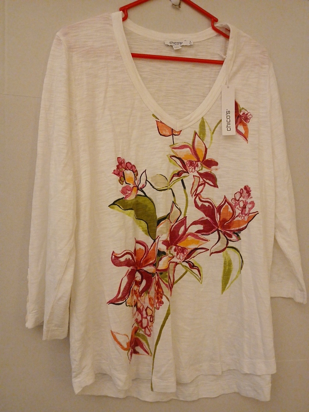 Chicos Top Nwt Size 2 (US size Lg)