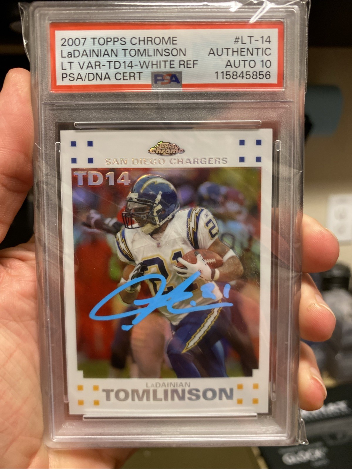 2007 TOPPS CHROME LADAINIAN TOMLINSON VARIATIONS White Refractor19/100 PSA AUTO 2007 TOPPS CHROME LADAINIAN TOMLINSON VARIATIONS White Refractor19/100 PSA AUTO