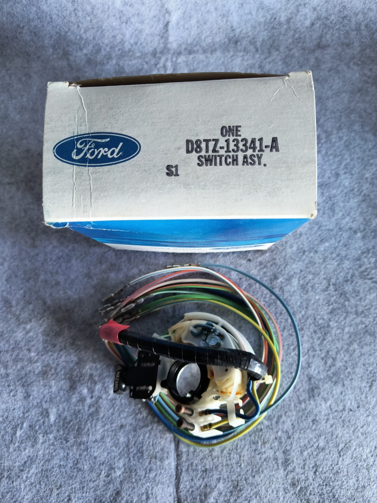 NOS 1978 1979 FORD F-SERIES - BRONCO TILT STEERING COLUMN TURN SIGNAL SWITCH
