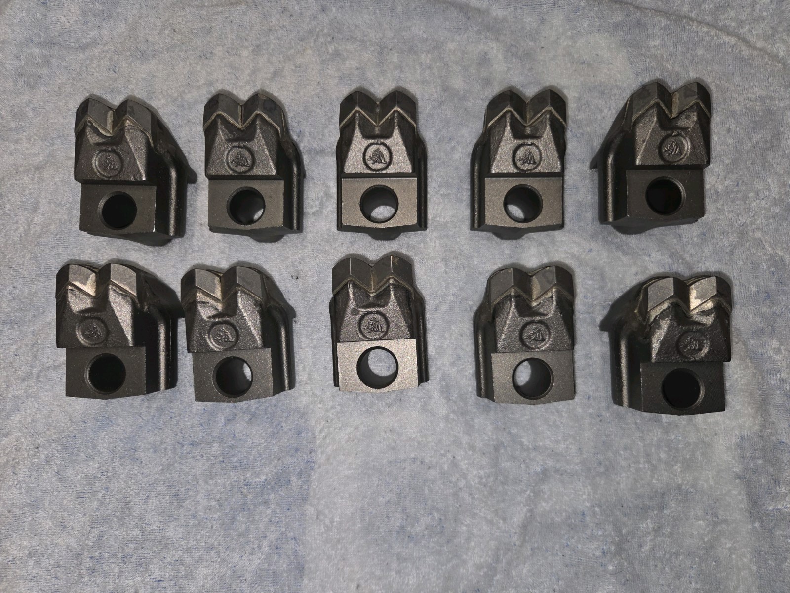 New Lot Of 10 FAE/CAT C3 Double Carbide Tip Mulching Teeth New Lot Of 10 FAE/CAT C3 Double Carbide Tip Mulching Teeth