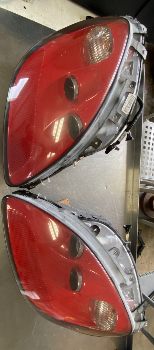 2009-2013 C6 Corvette Headlight Assembly Torch Red Set (FOR PARTS OR REPAIR)