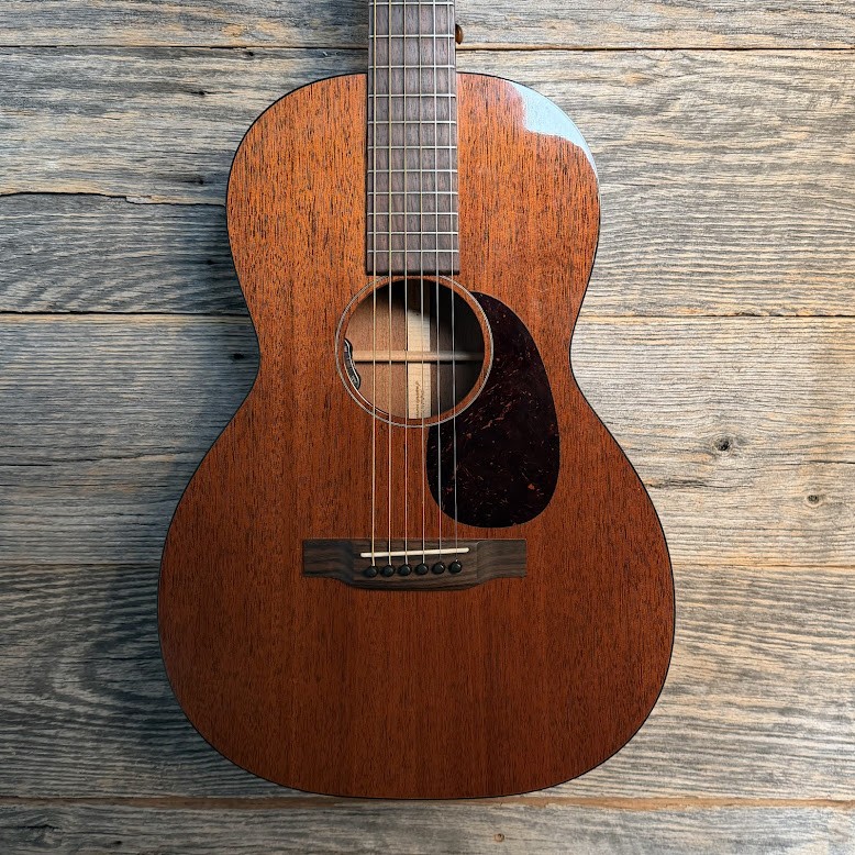 Used Martin Custom Shop 00 12-Fret - Natural Mahogany w/OHSC