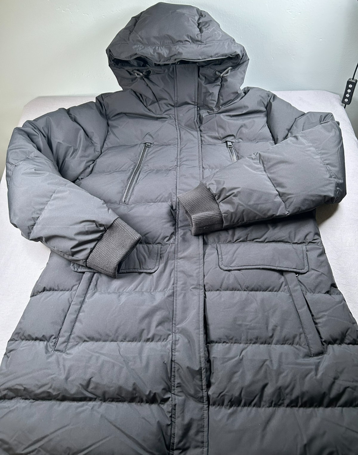 LOLE Canada Katie Edition Duvet Parka Hooded Down Insulated Puffer Jacket Large LOLE Canada Katie Edition Duvet Parka Hooded Down Insulated Puffer Jacket Large