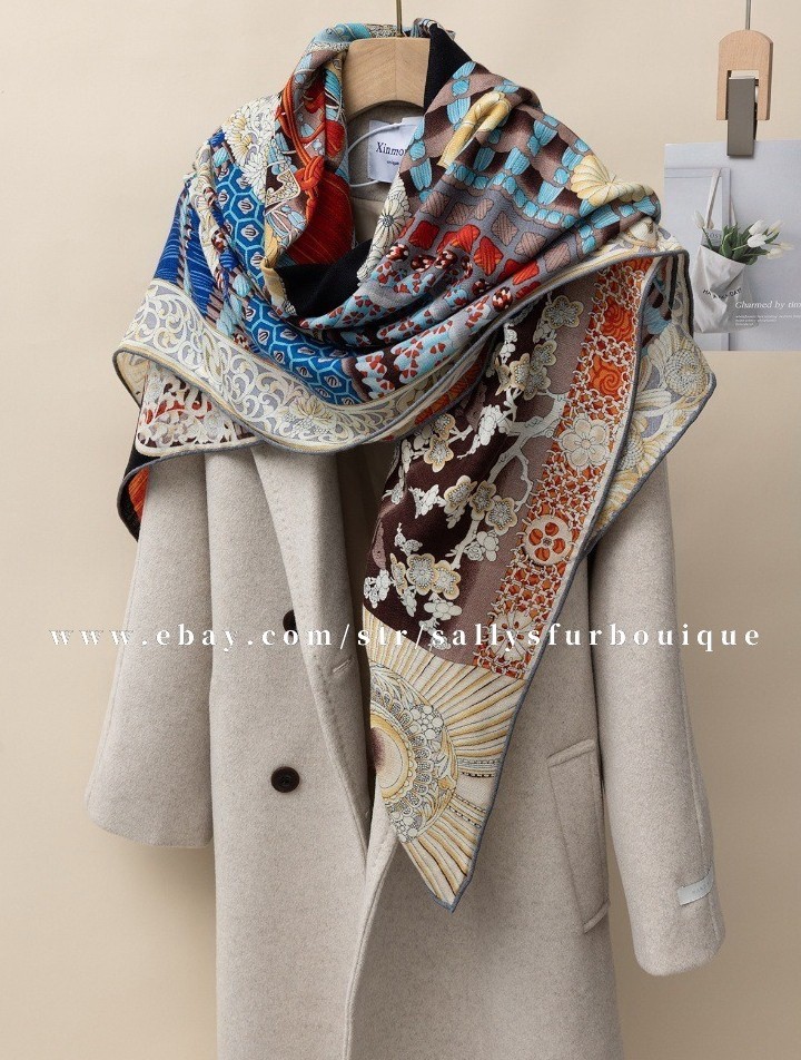 Sallys Boutique 70% Cashmere 30% Silk Wrap Scarf Samurai Print Square Shawl 53