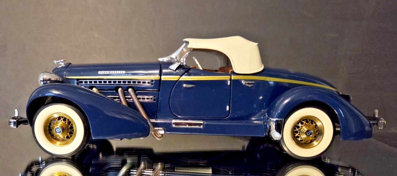 Franklin Mint, 1935 Auburn 851 Speedster Club Special Inaugural Year 2002, 1:24
