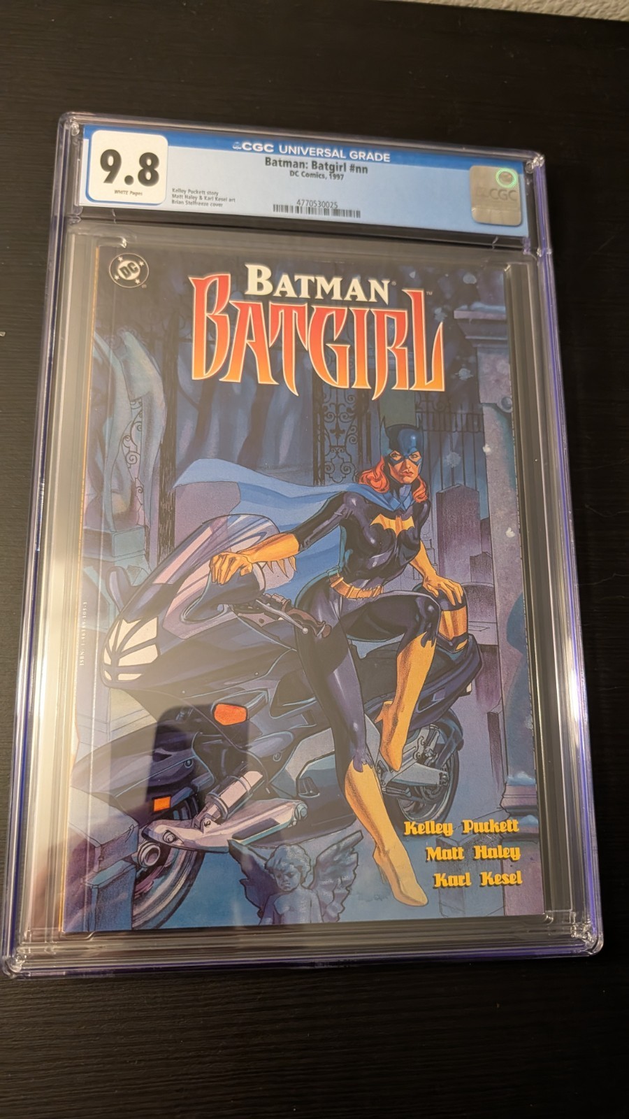 Batman: Batgirl #1   (First Print) 1997 - CGC 9.8  White Pages | Kelley Puckett