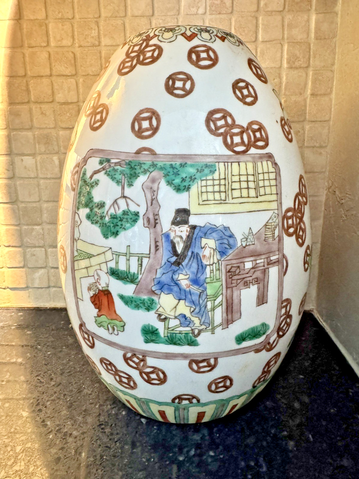 Chinese Famille Verte Porcelain Vase Likely Late Qing Hand Painted 10.5