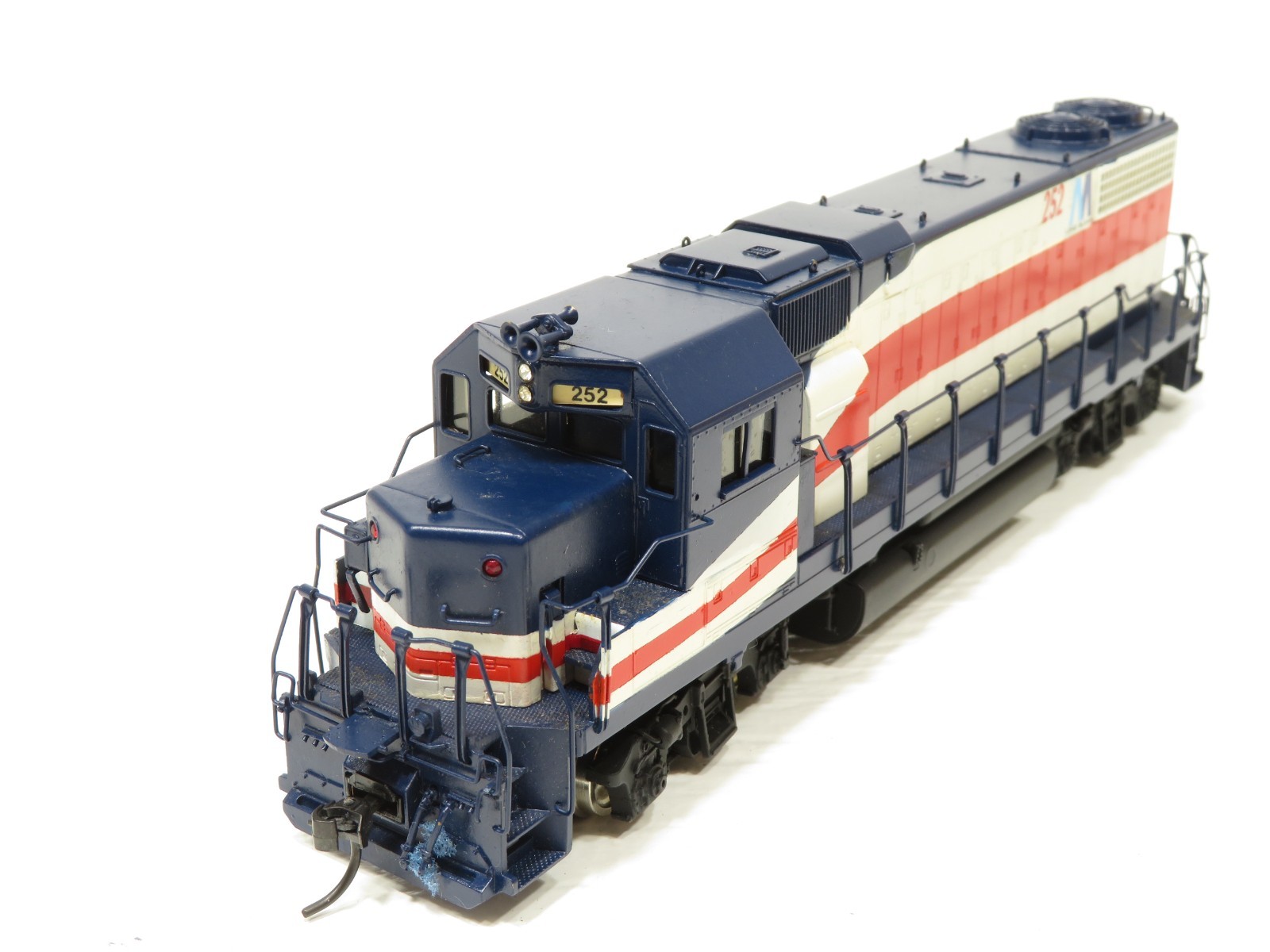 Alco D-186 HO EMD GP-38-2 Custom Painted LN 