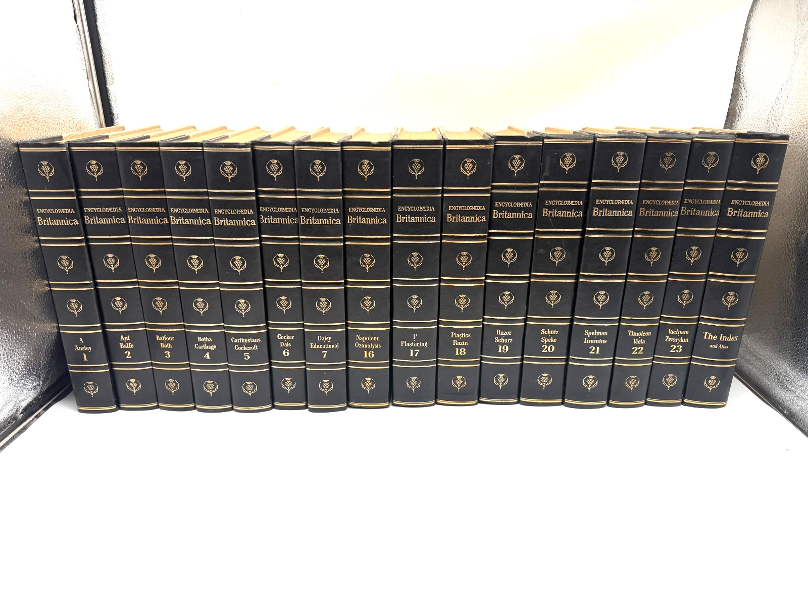 1967 Encyclopedia Britannica Incomplete 16 Volumes 1-7, 16-23 and Index Atlas
