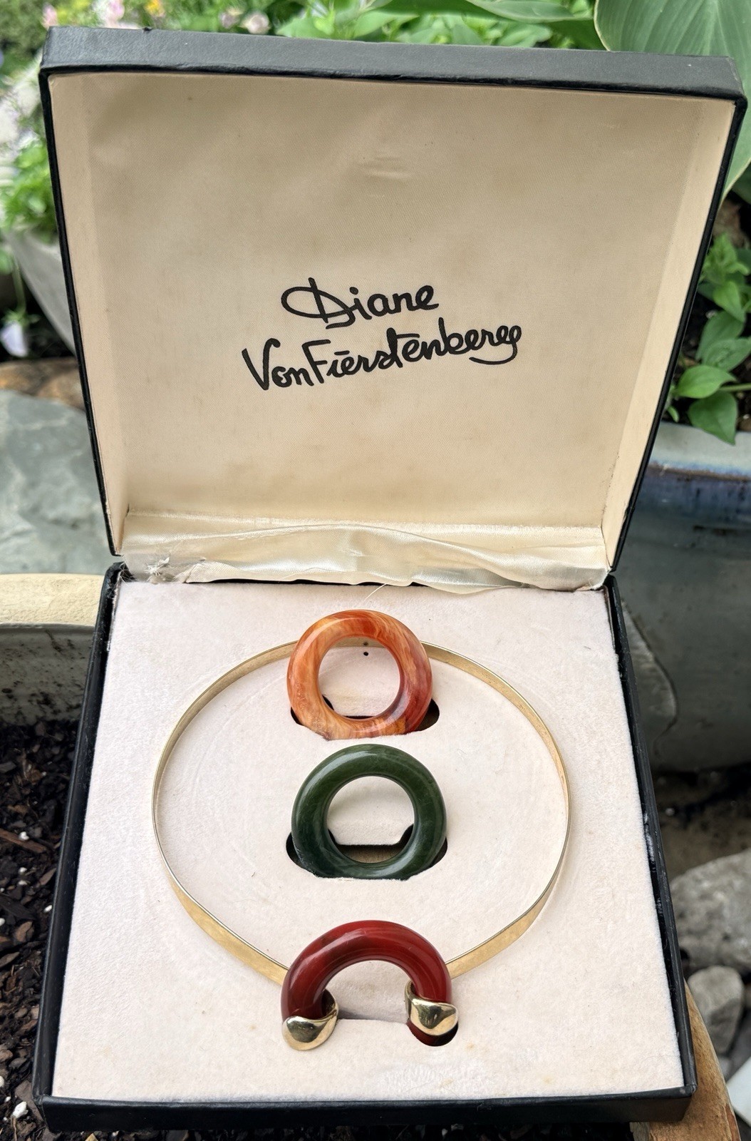 RARE Vintage DVF Collar Necklace/Complete W All Rings(3) Original Box🔥