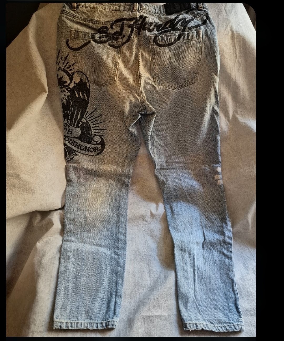 Ed Hardy Men\'s Blue Light Wash EagleSlim Taper Straight Denim Jeans Ventage