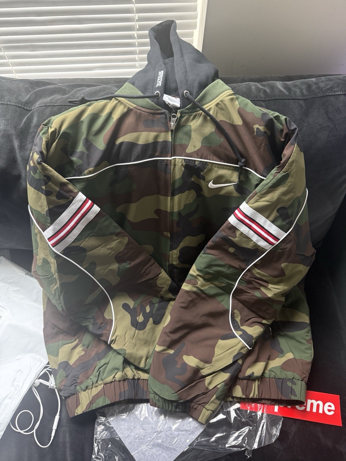 Supreme /Nike Nylon Hooded Jacket Size L Men\'s Camo Supreme /Nike Nylon Hooded Jacket Size L Men\'s Camo