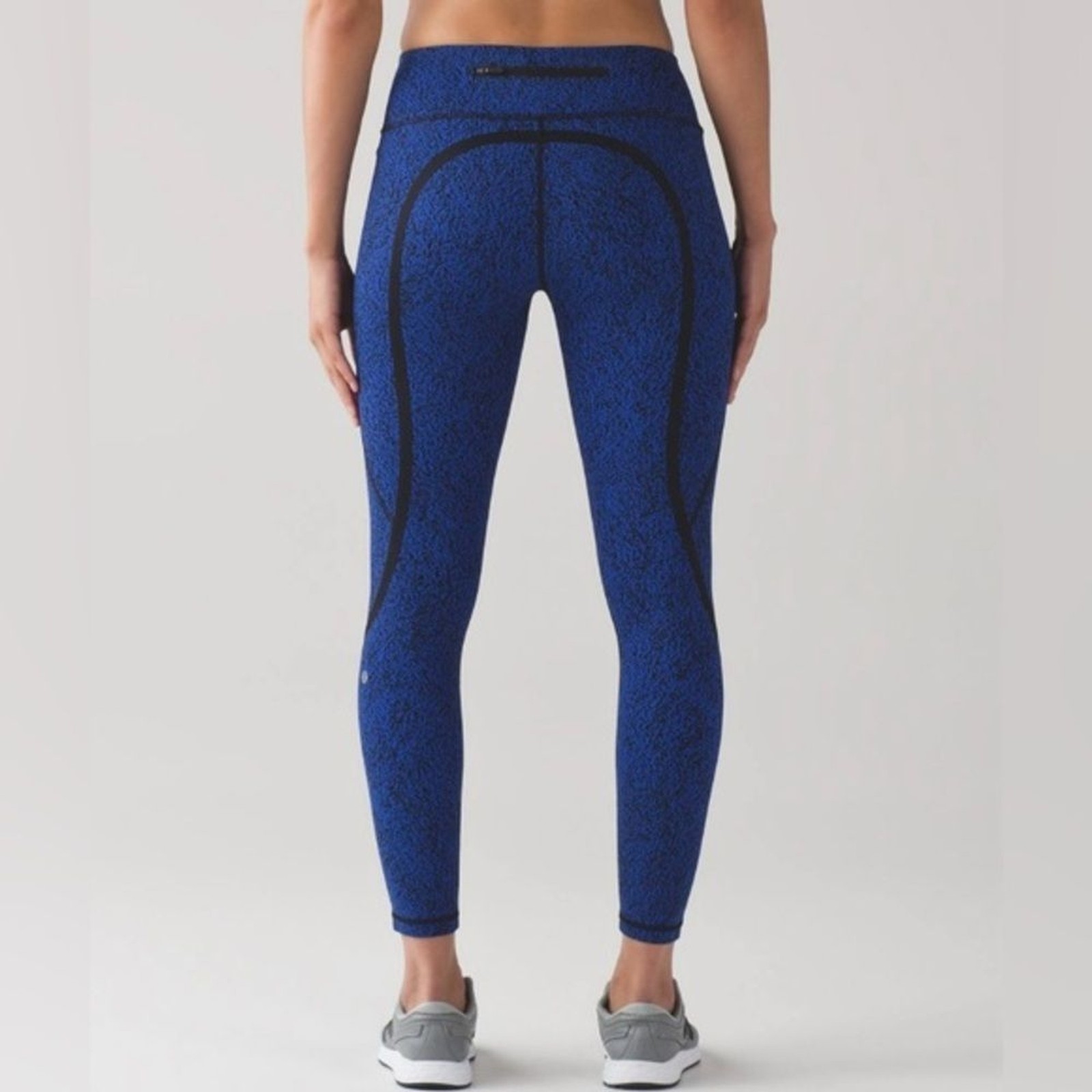 Lululemon On Track Tight br Circuit Cerulean Blue Black / Black