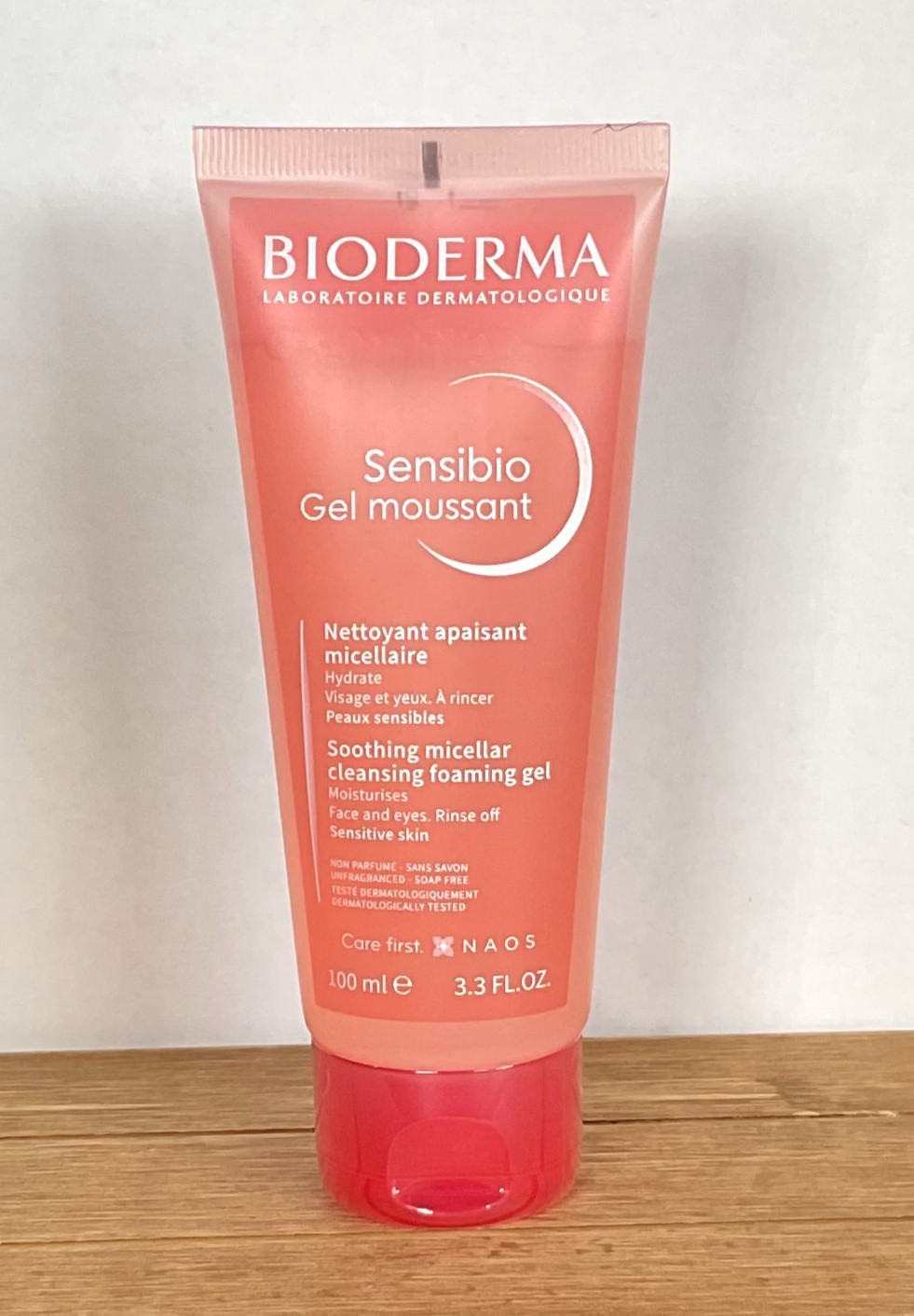 SEALED BIODERMA Soothing Micellar Cleansing Foaming Gel 3.3 fl oz EXP 09/2027