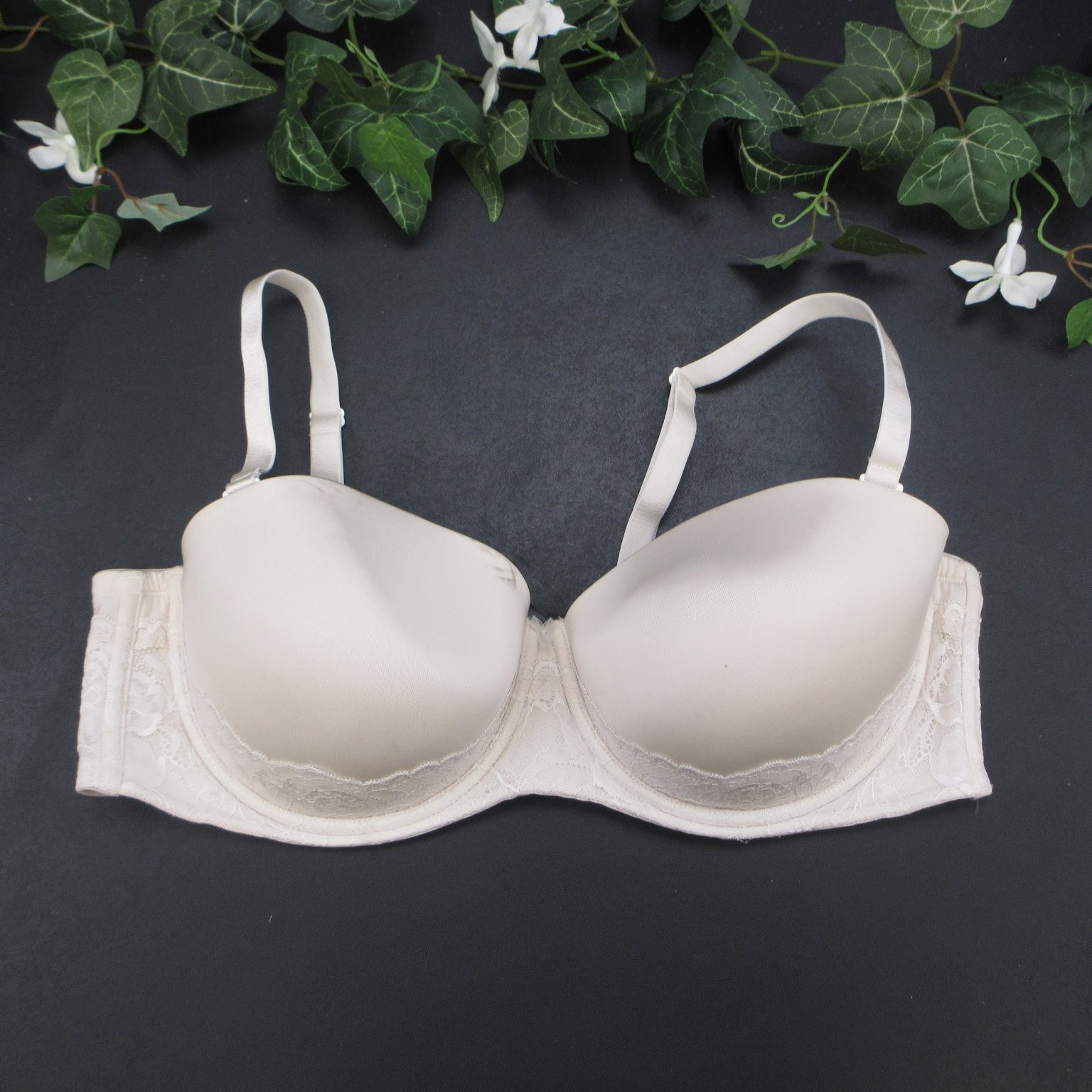 Torrid Bra Women\'s Nude 40DD Padded Underwire Lace Adjustable