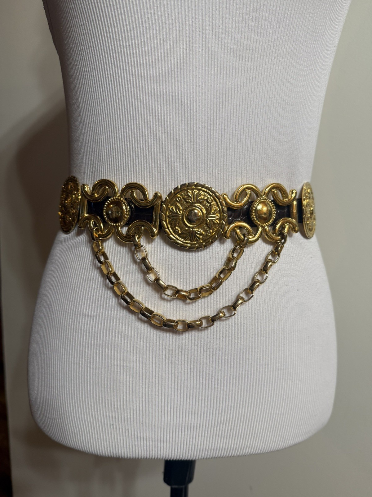 Vtg. Streets Ahead Statement Belt Leather Medallion & Draped Chain Adjustable M