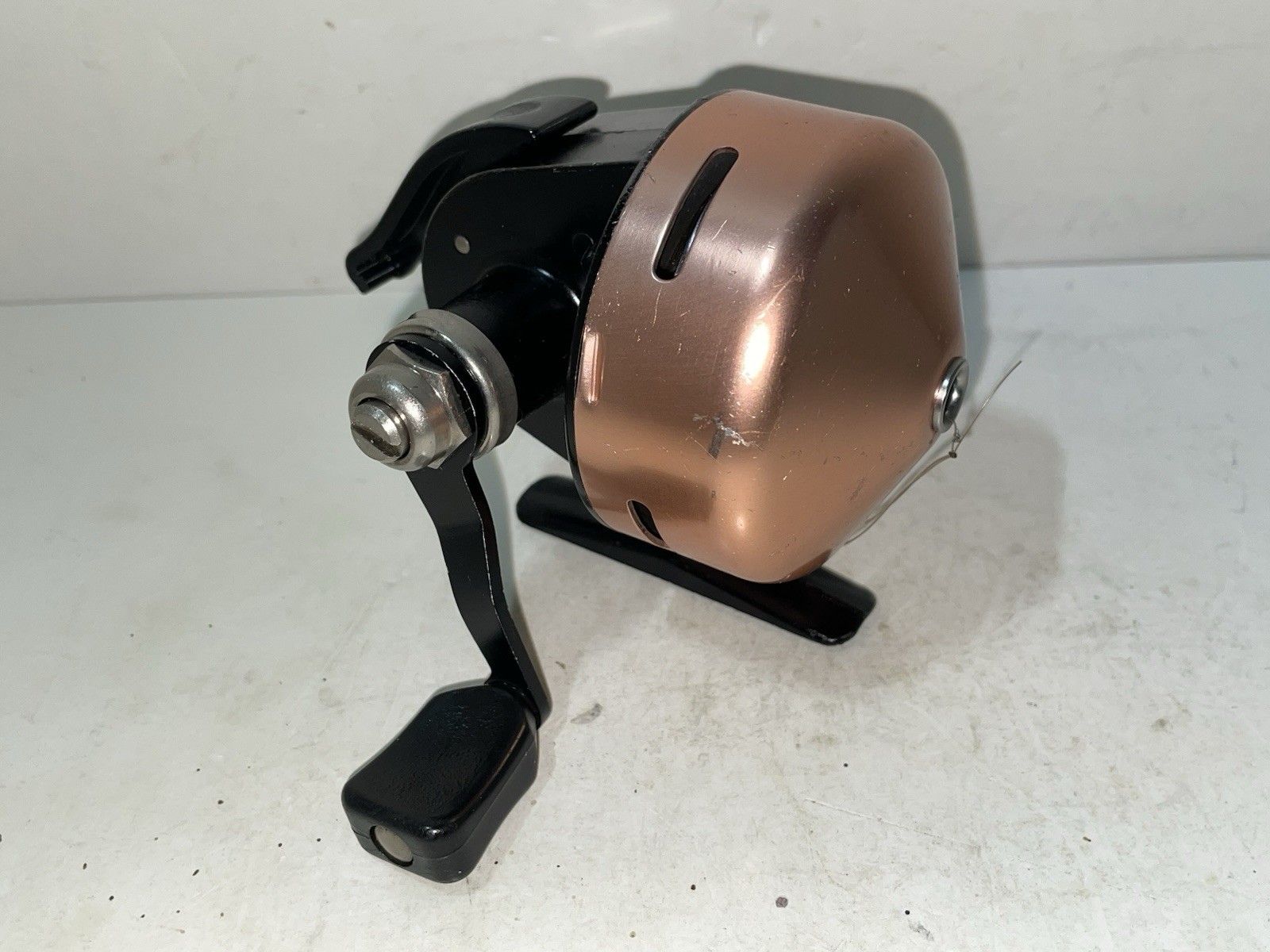 Vintage ABU Garcia ABUMATIC Model 120 Spincast Reel Made In Sweden