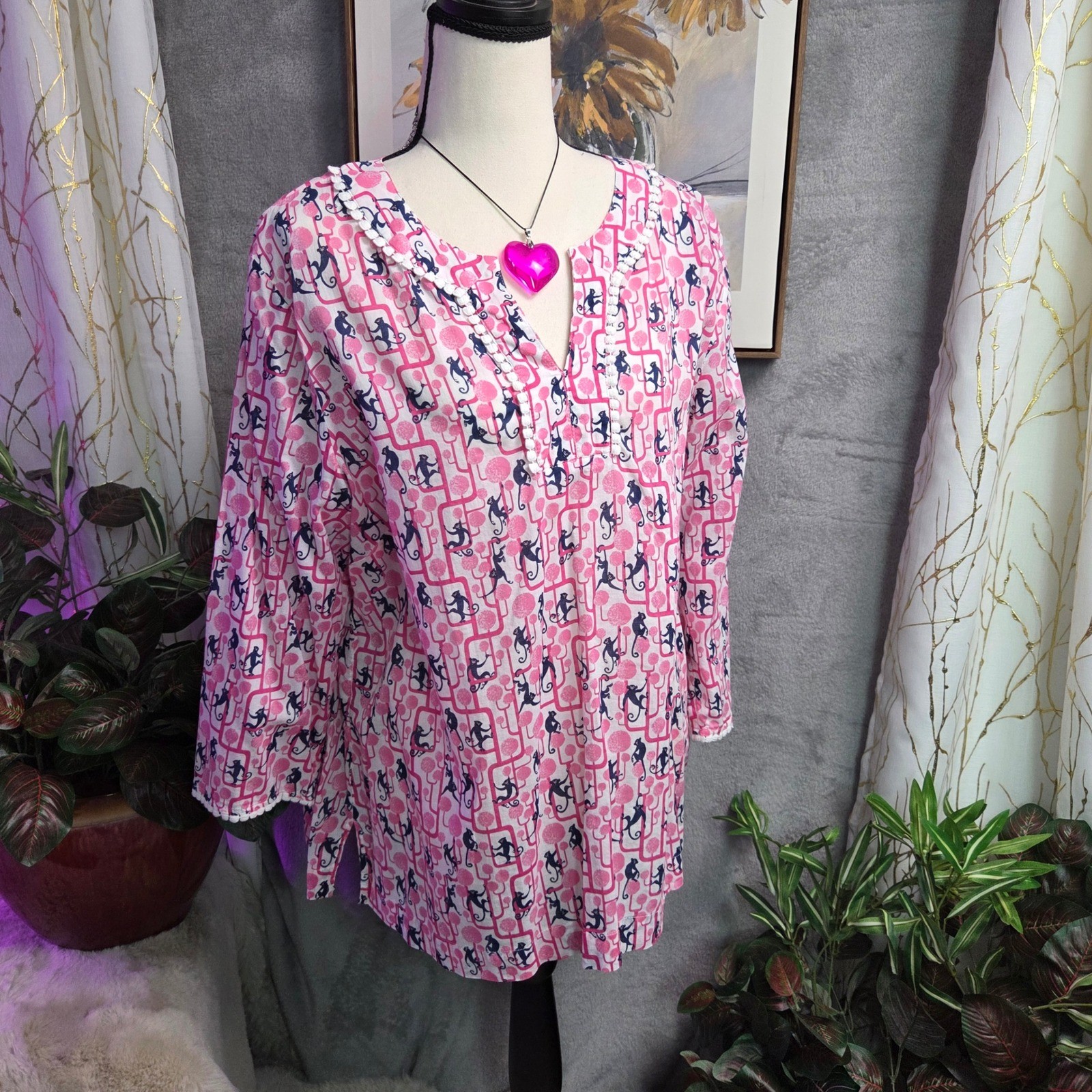 Talbots Petites XLp Pink Monkey Print V Neck Tunic Top Shirt 3/4 Sleeve