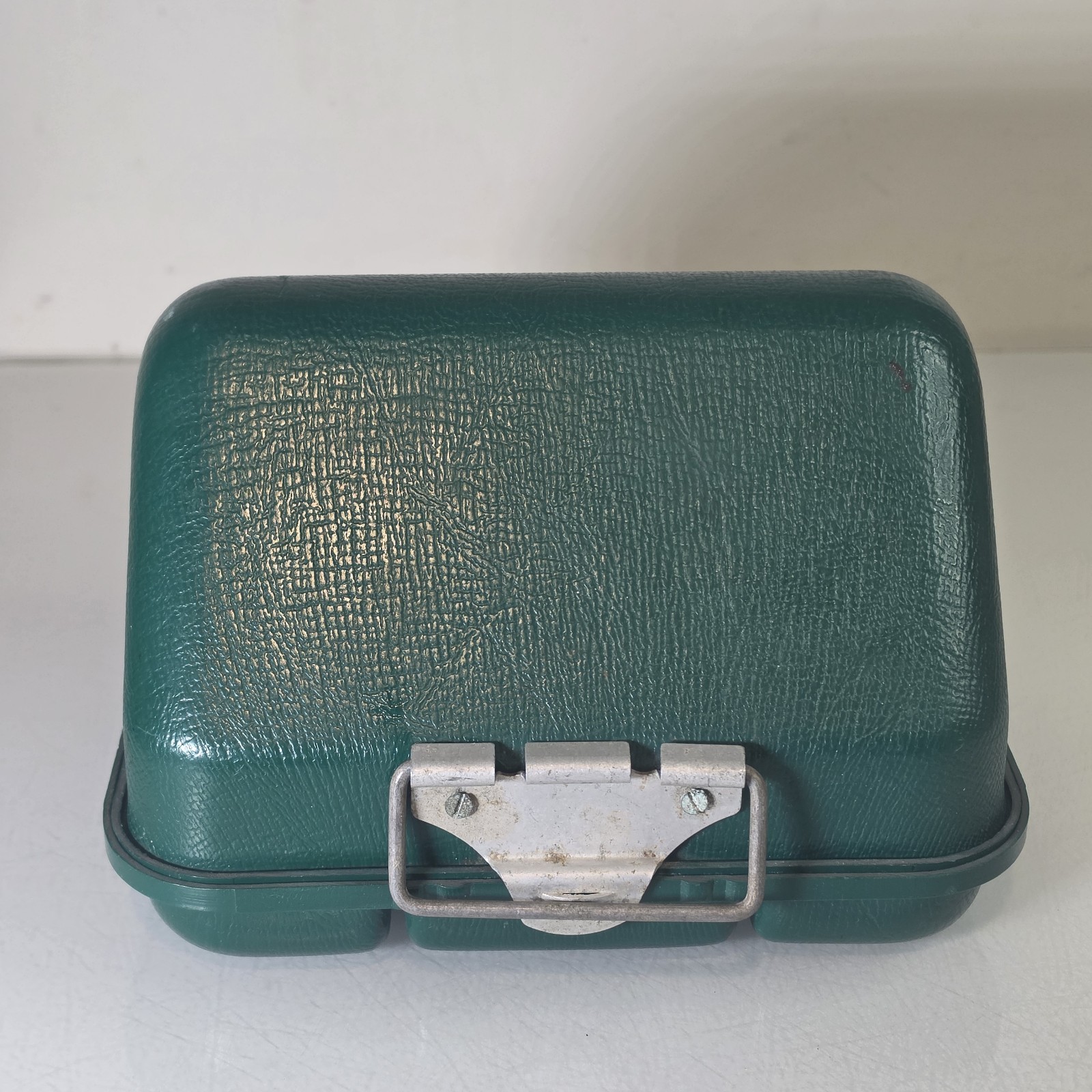 Vintage Umco 700 Green Empty Tackle Box Outdoor Fishing Accessory Container Vintage Umco 700 Green Empty Tackle Box Outdoor Fishing Accessory Container