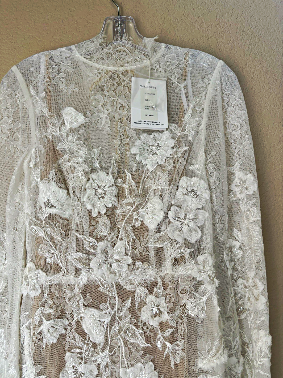 Willow by  Watters Size  4Ivory Lace High-Neck Wedding Gown