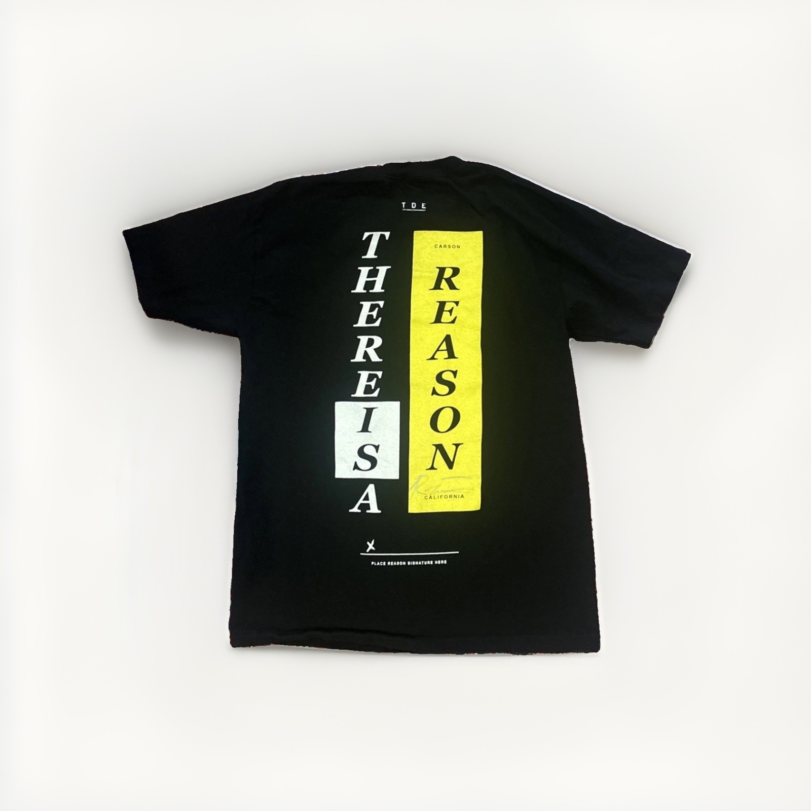 Official TDE REASON There Is A Reason T-Shirt Hand-Signed Autograph Unverified M