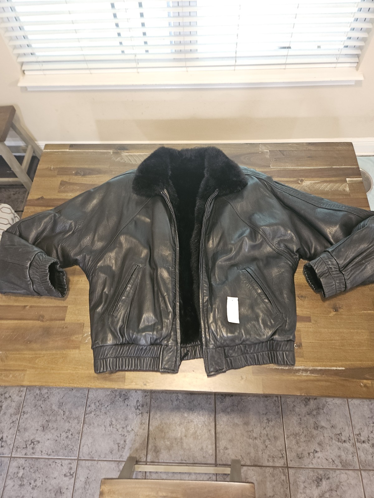 Saks Fifth Avenue Men’s Black Leather Bomber Jacket Zip Fur Lined - Size XL