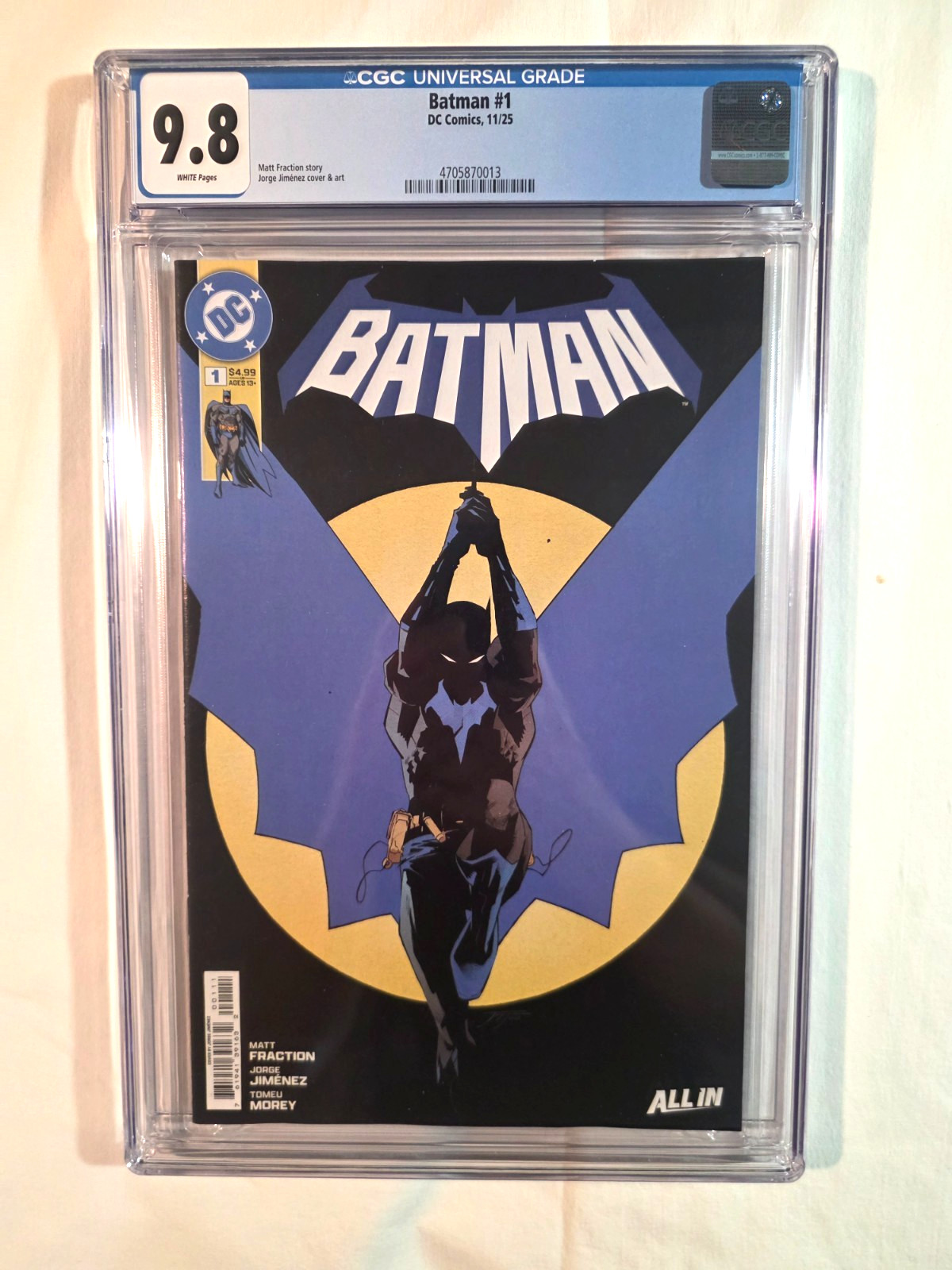 Batman 1 Matt Fraction CGC 9.8 1st Print Batman 1 Matt Fraction CGC 9.8 1st Print