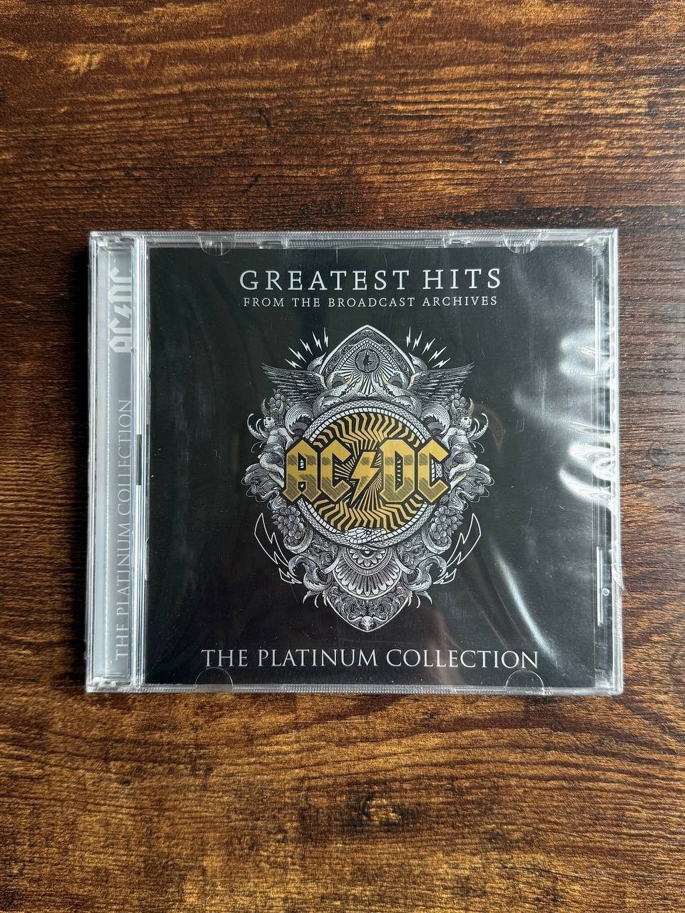 AC/DC: The Platinum Collection Greatest Hits From The Broadcast Archives [2 CD]