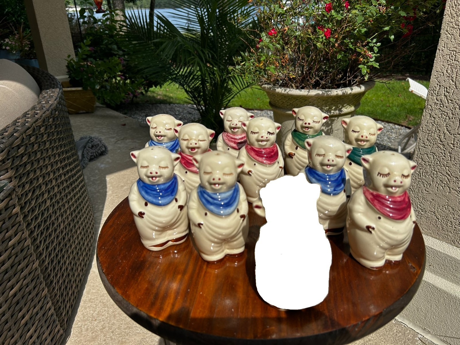 Lot of Large Vintage Shawnee Smiley & Winnie Pig Salt Pepper Shakers, 10 pieces