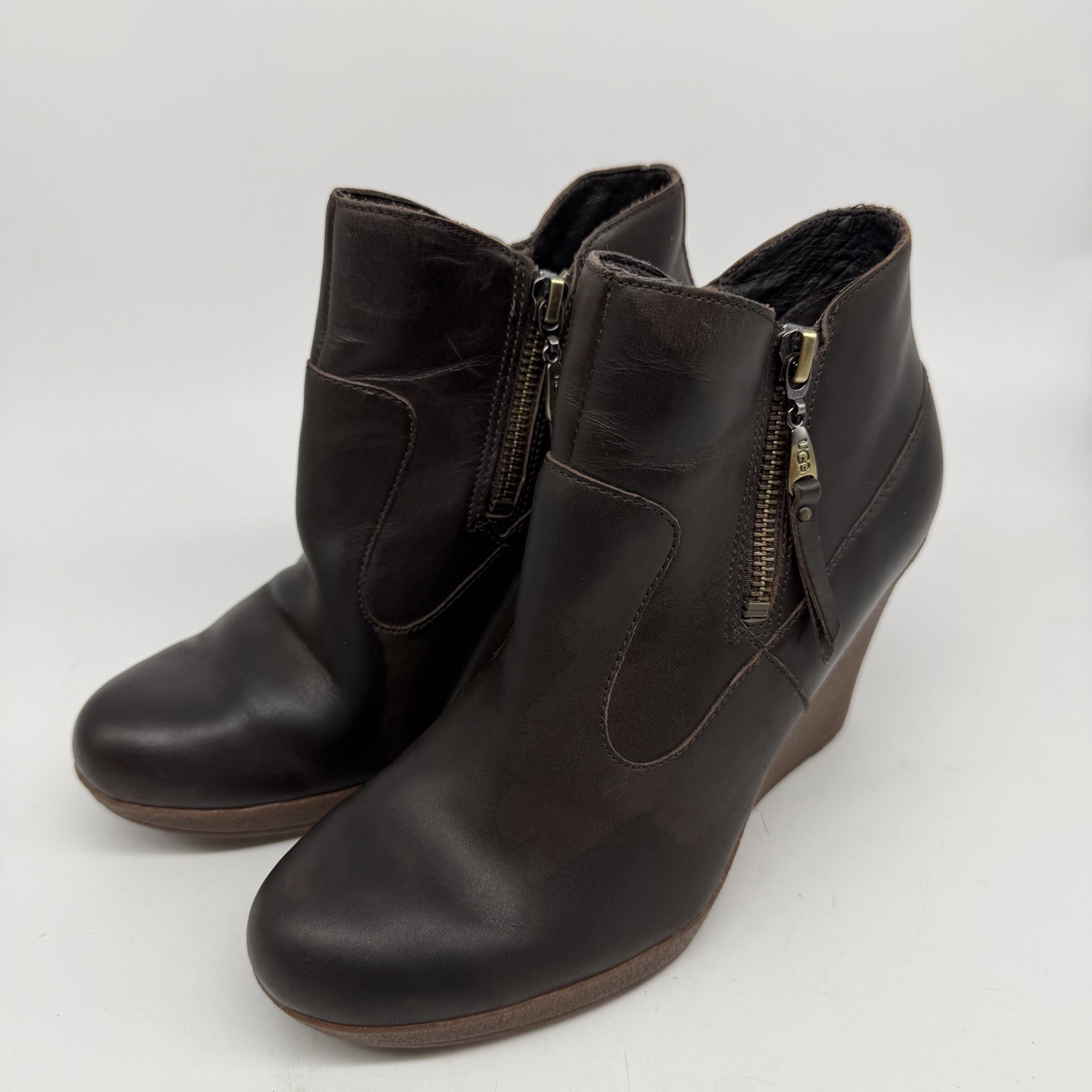 UGG Women’s Meredith Brown Leather Ankle Wedge Boots 1009948 Size US 7 UGG Women’s Meredith Brown Leather Ankle Wedge Boots 1009948 Size US 7