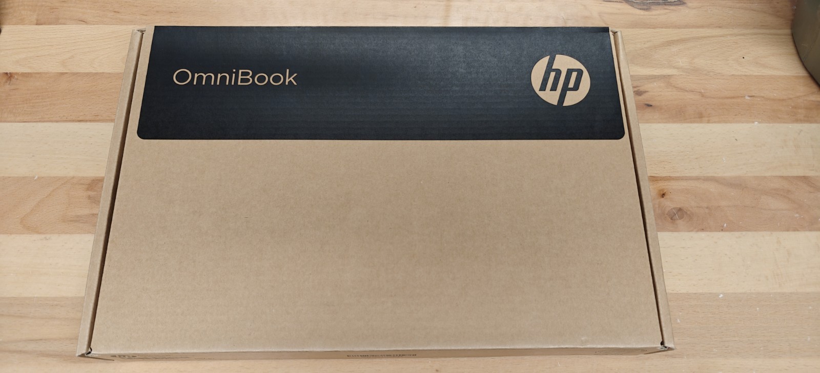 HP OmniBook 5 16-fb0037nr 16\