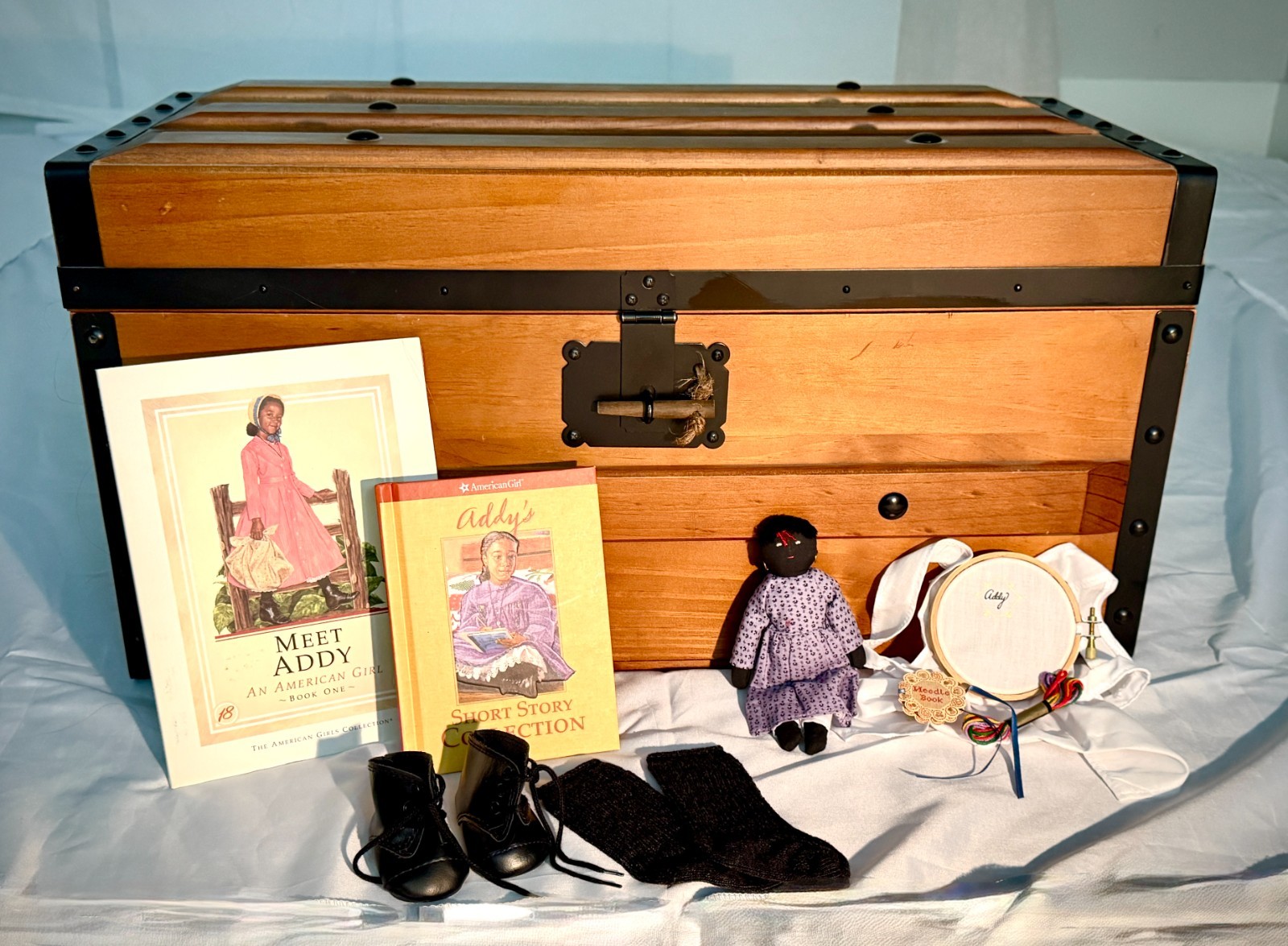 Vtg 1993 Pleasant Company Addy TRUNK HINGED Ida Bean Doll Accessories Books