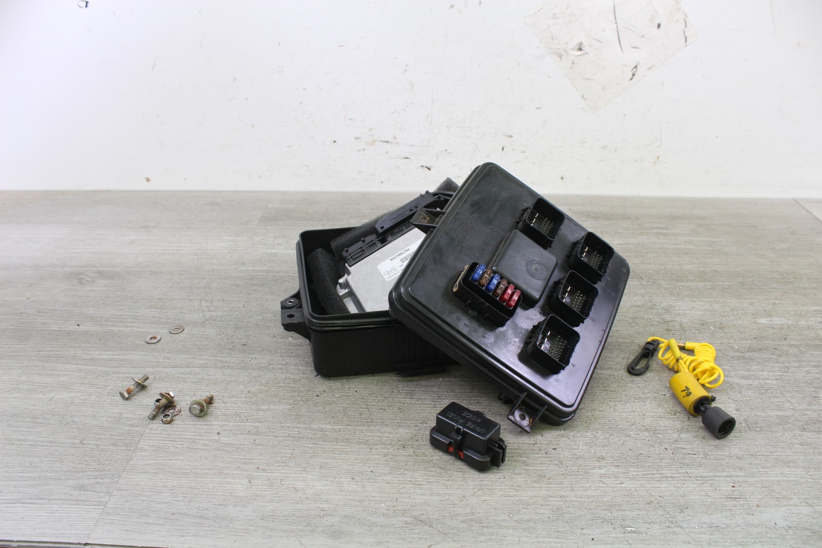 2004 SEA-DOO GTI RFI MPEM Electronic Module with Key and BOSCH FI Module PAIR