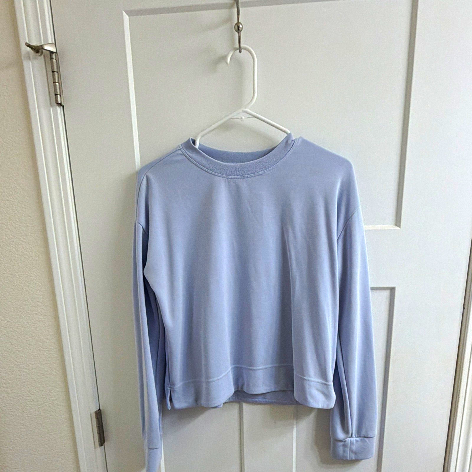 Athleta Women’s Seasoft Crewneck Pullover Sweatshirt  Size S