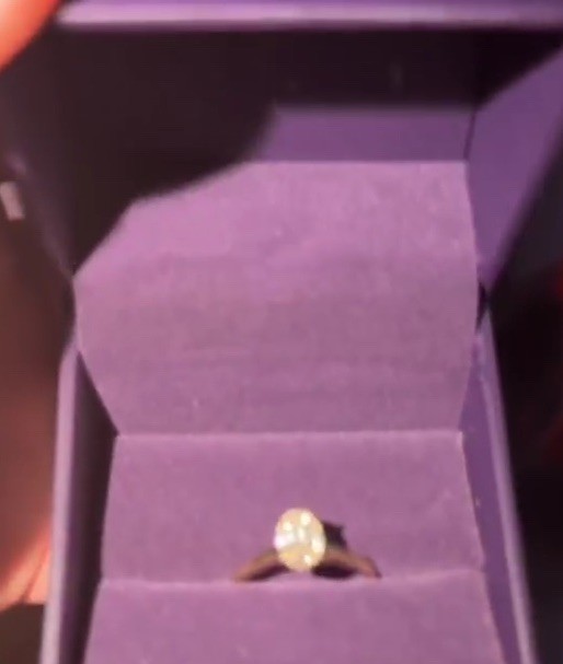 1 carat LabGrown Zales Ring With Paperwork & Diamond Certificate. 1 carat LabGrown Zales Ring With Paperwork & Diamond Certificate.