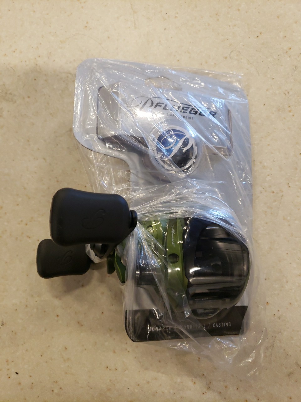 Pflueger Monarch Casting Reel Green