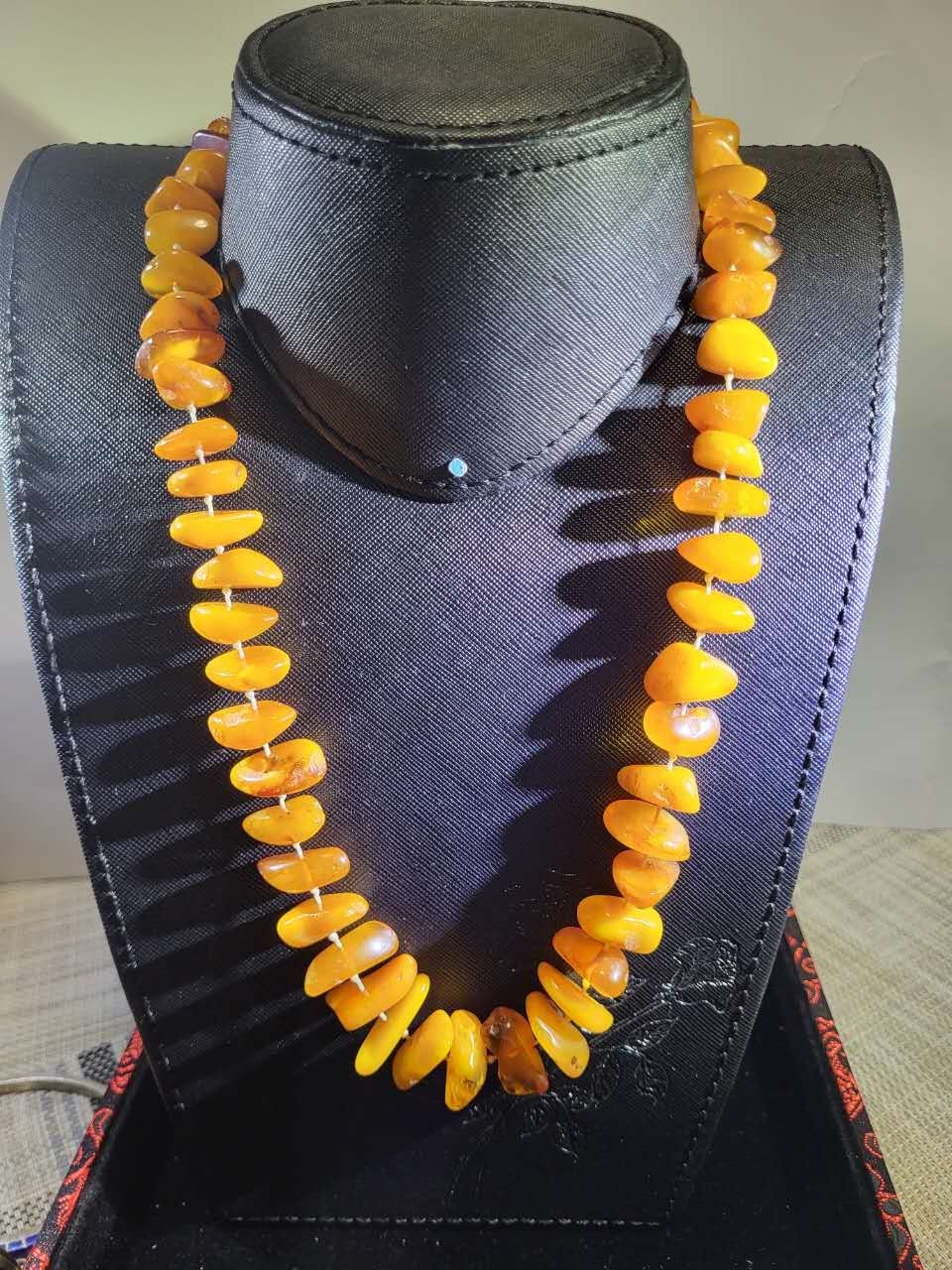 Vintage 1930s-1940s Natural Amber Nugget Bead Necklace 63g Honey Orange Baltic S Vintage 1930s-1940s Natural Amber Nugget Bead Necklace 63g Honey Orange Baltic S