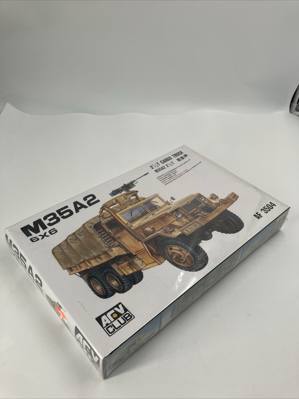 AFV CLUB 1/35 M35A2 6x6 2 1/2t CARGO TRUCK AF3504 NEW SEALED.