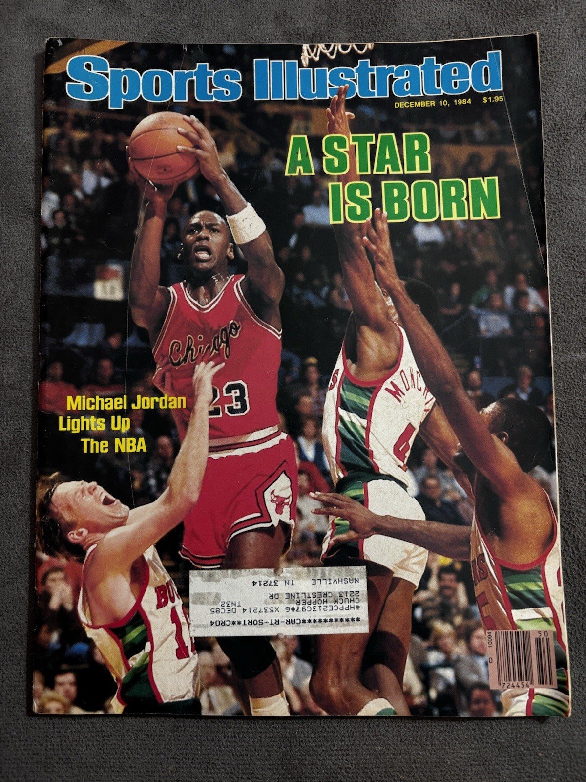Michael Jordan 1984 Sports Illustrated A Star Is Born First NBA Cover Bulls NICE