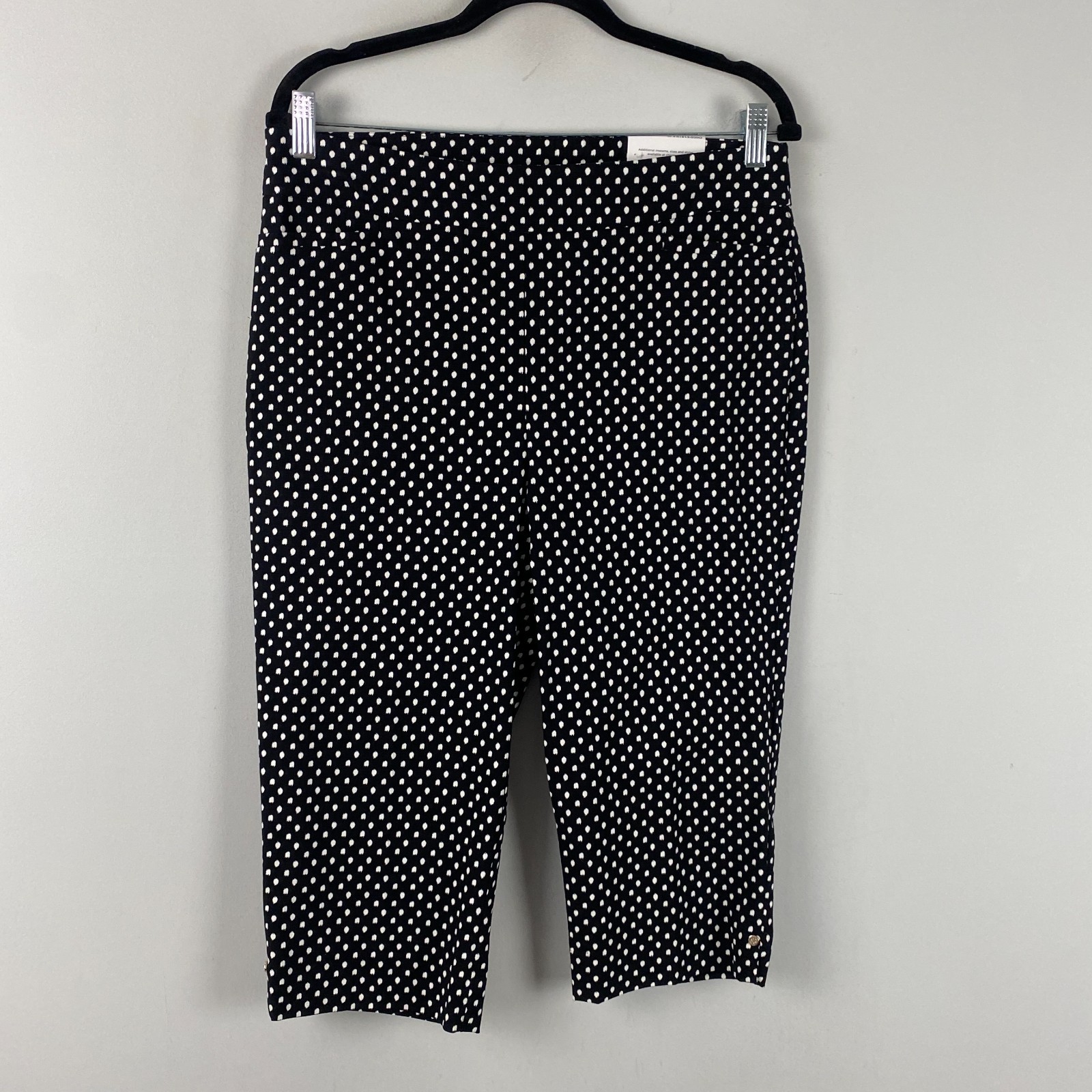 Chicos So Slimming Brigitte Capri Pants Size 1.5 US 10 Black White Pull On