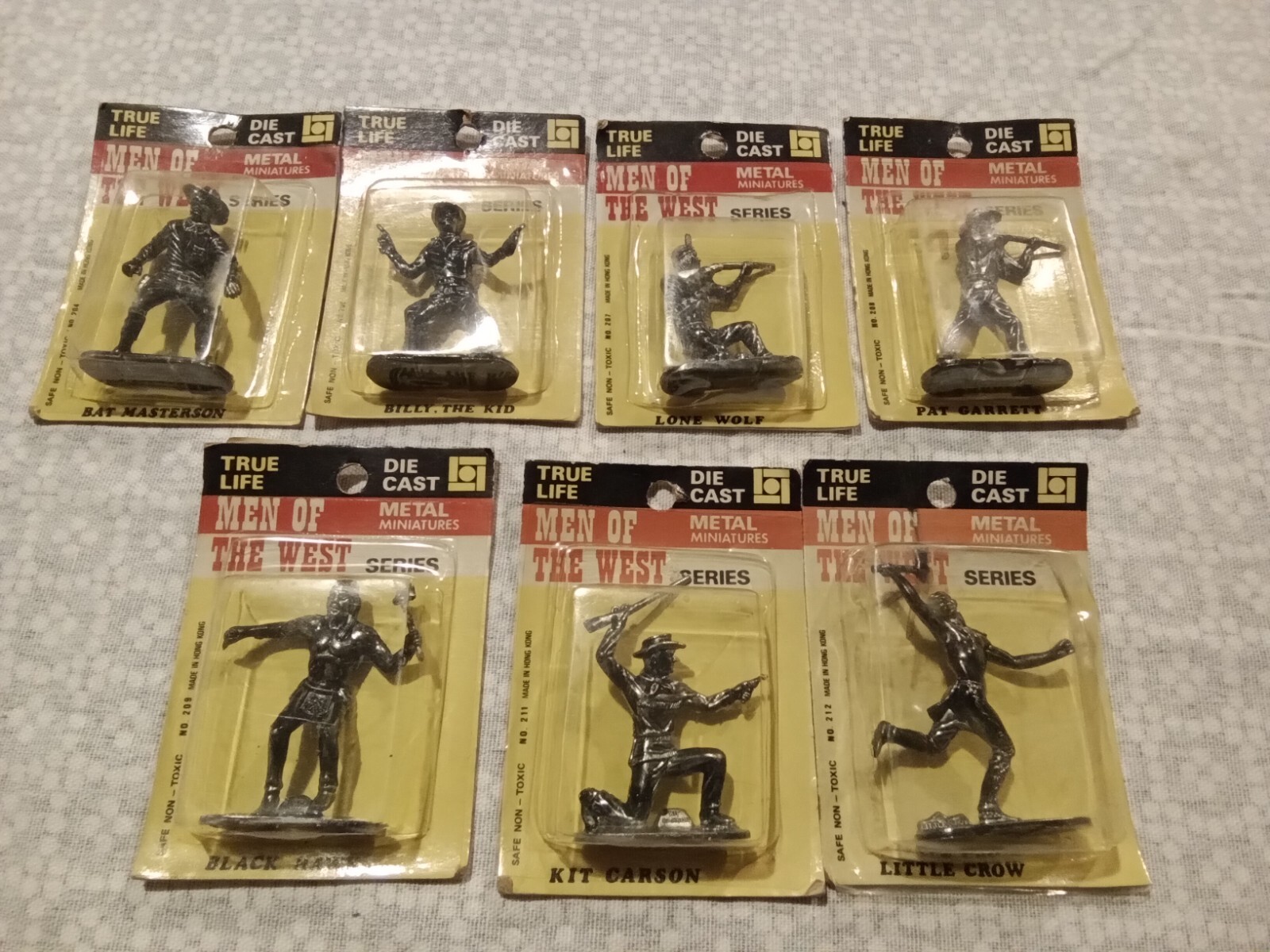 Vintage 1960\'s True Life Men of the West Lone Wolf Diecast Indian Figure LOT