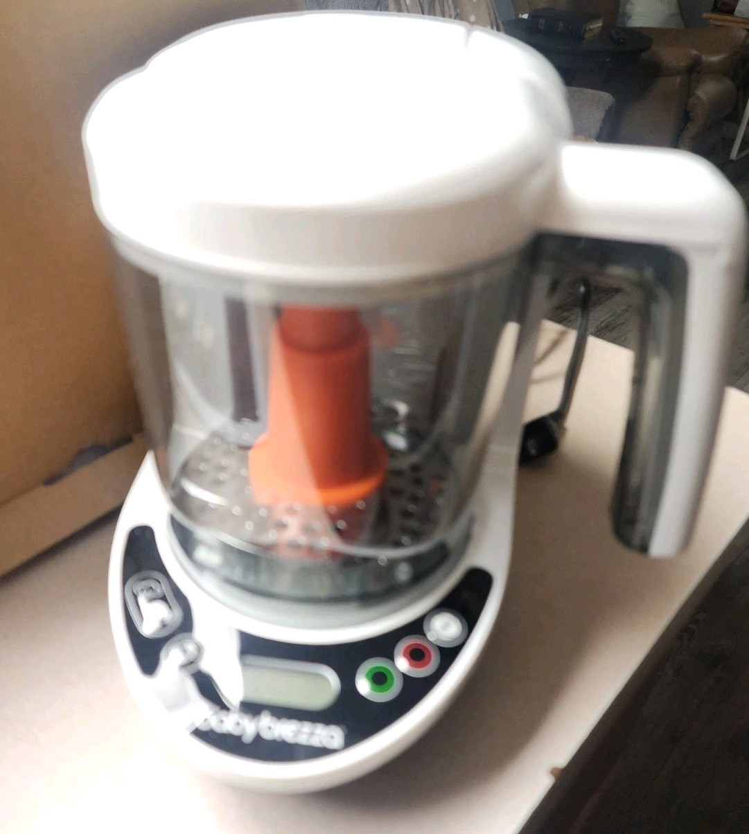 Baby Brezza Deluxe Baby Food Maker Baby Brezza Deluxe Baby Food Maker