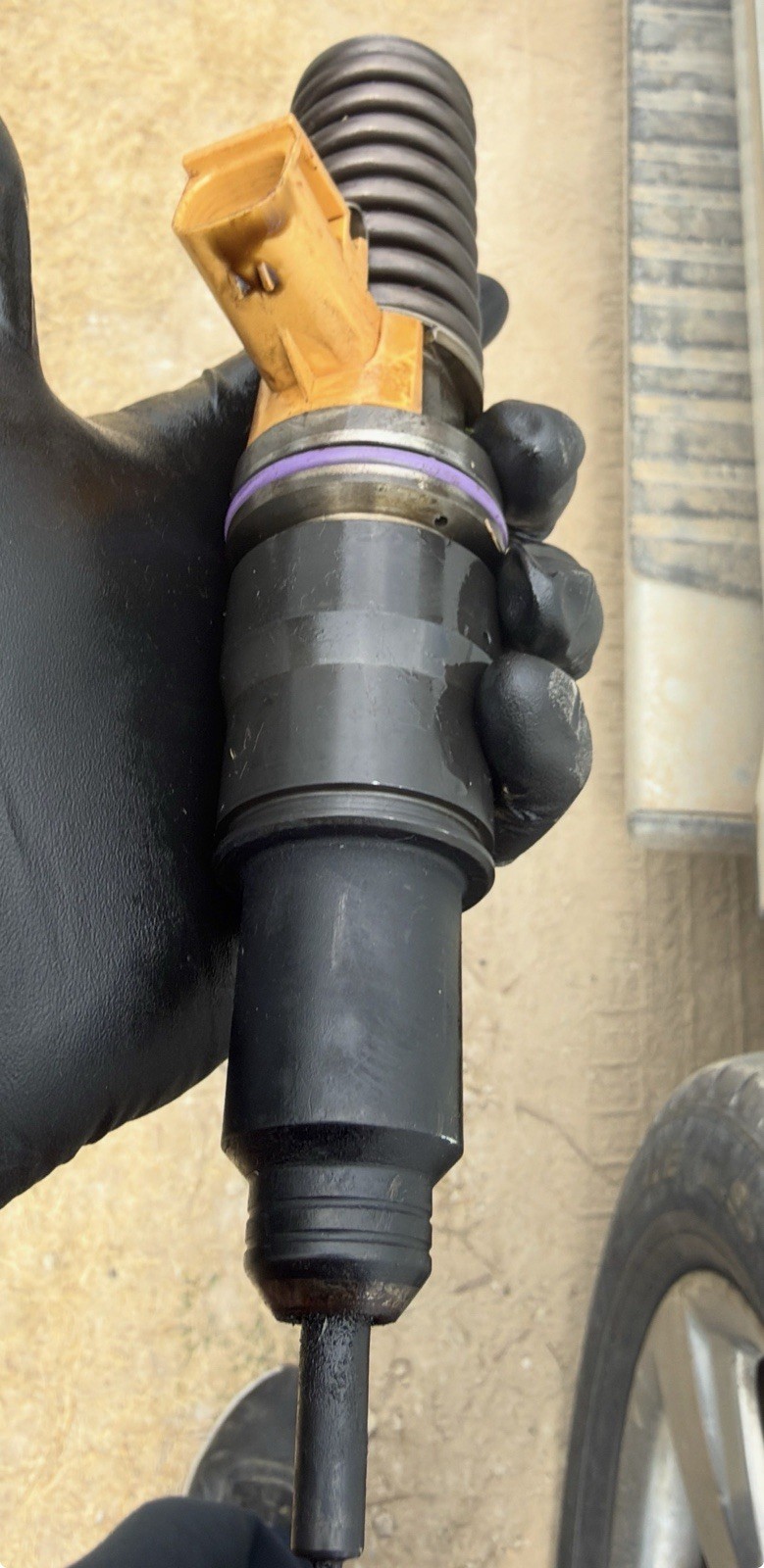 Volvo D13H Mack Mp8 Fuel Injector, EPA 10, SOLD AS CORE. Volvo D13H Mack Mp8 Fuel Injector, EPA 10, SOLD AS CORE.