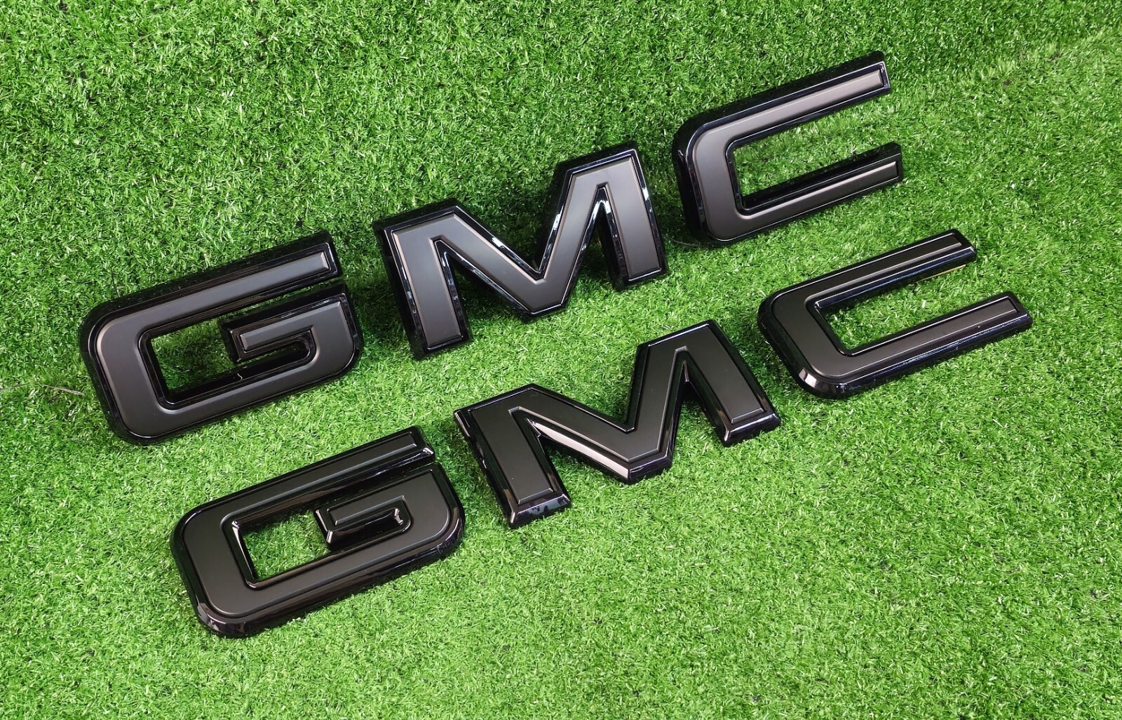 Fit for 2020-2024 GMC Sierra 1500 2500HD 3500HD Front & Rear Emblem Black 2PCS