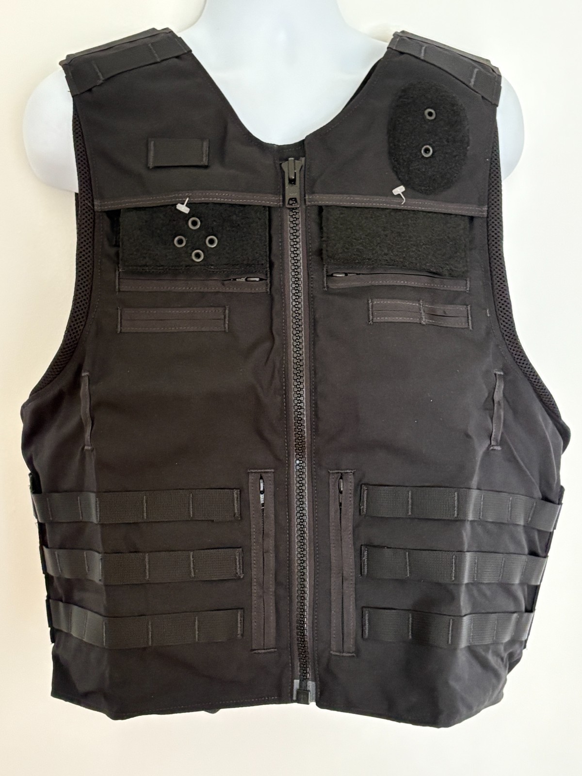 SAFARILAND Bothell Oregon City Armor Plate Carrier Front Open Small Black Molle