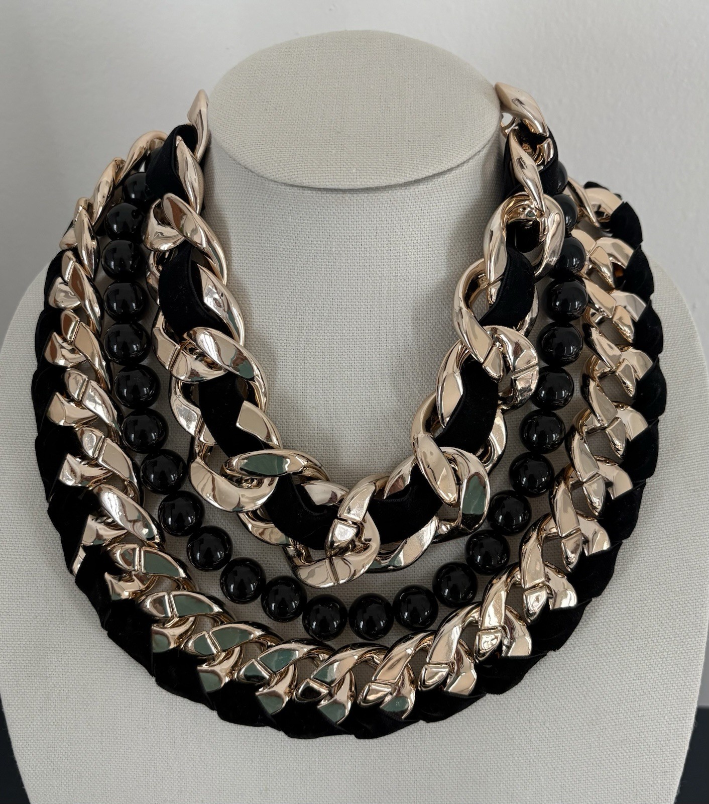 Vintage Jerollin Black and Gold Statement Collar Chunky Ribbon Chain Necklace Vintage Jerollin Black and Gold Statement Collar Chunky Ribbon Chain Necklace