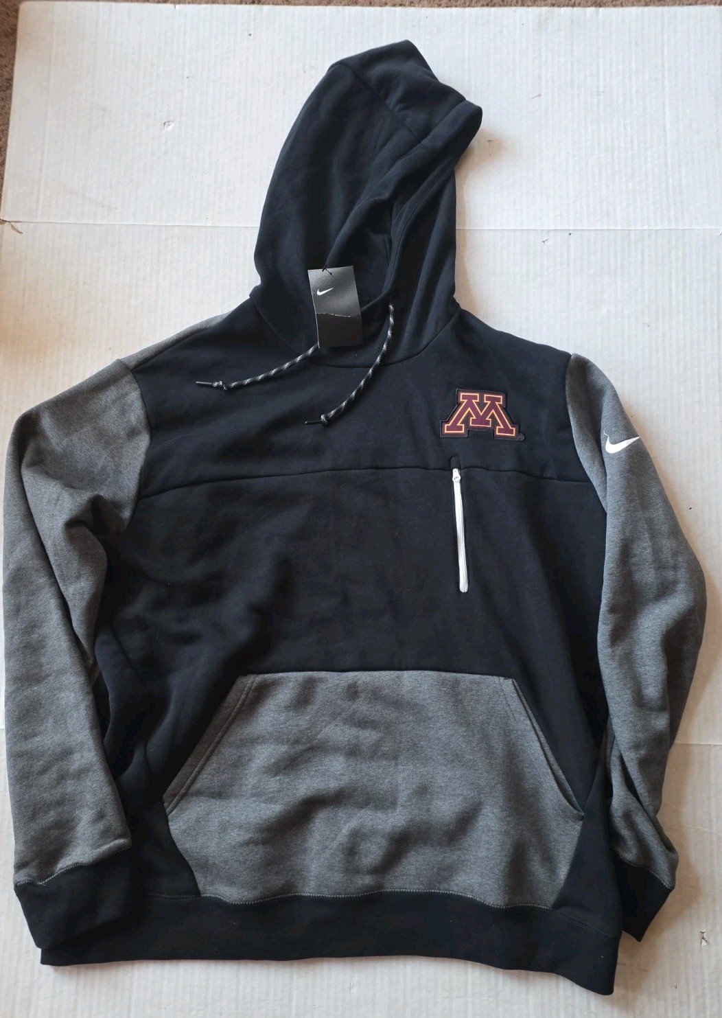 Nike Minnesota Gophers Sweatshirt Mens Sz 3Xl Black Hoodie Brand New with tags Nike Minnesota Gophers Sweatshirt Mens Sz 3Xl Black Hoodie Brand New with tags